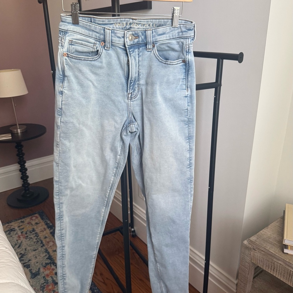 American Eagle Outfitters Mom Jogger Jeans - 4LONG